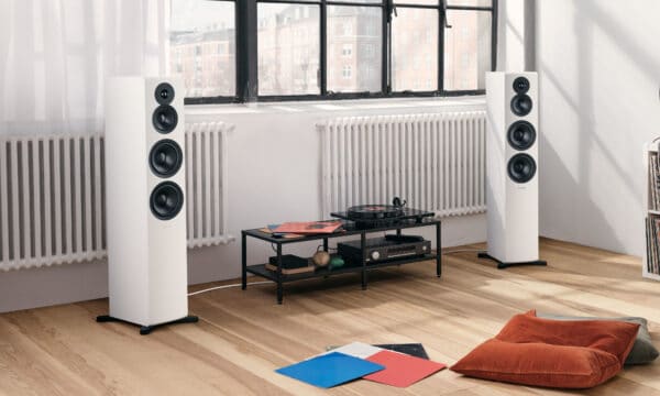 Dynaudio Emit 50 Golvhögtalare