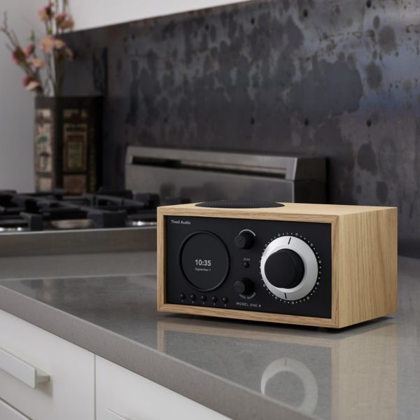 Tivoli Audio Model One+ Aktiva Bluetoothhögtalare