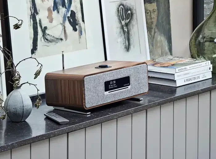 Ruark Audio R3S Aktiv/Trådlös-ljudsystem med CD i brunt