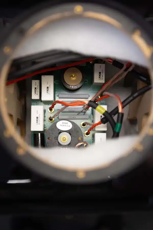 Canton Reference Subwoofer - Bild 8