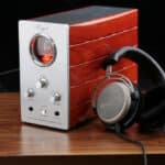 Cayin HA-1A mkII Hörlursförstärkare/Försteg med hörlurar