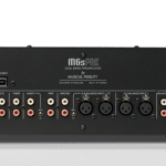2-Kanals slutsteg Musical Fidelity M6s PRE baksida in/utgångar.