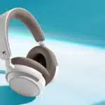 Trådlösa bluetooth-hörlurar Sennheiser Accentum Plus Wireless vita