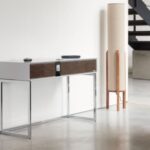 Aktivt trådlöst ljudsystem Ruark Audio R810 Radiogram i hållbart trä.