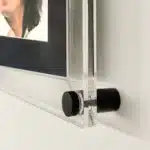 Väggfäste aluminium i svart till skivram.