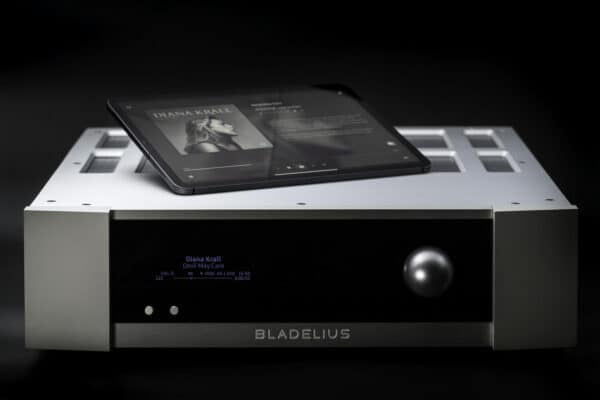 Bladelius Ask Integrated