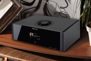 Rotel Michi Q5