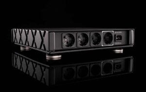 Axxess Power Distributor