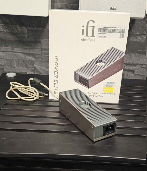iFi Audio iPower Elite Strömdosa
