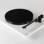 Rega Planar 1 Plus Skivspelare