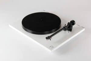 Rega Planar 1 Plus Skivspelare