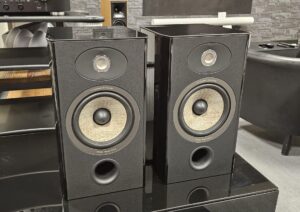 Focal Aria 906
