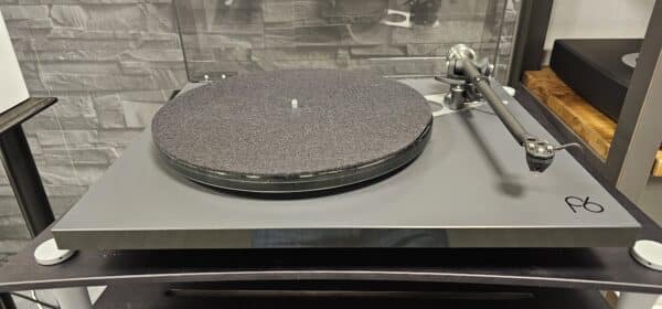 Rega Planar 6 med Ania MC pickup
