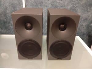 Amphion Helium 410