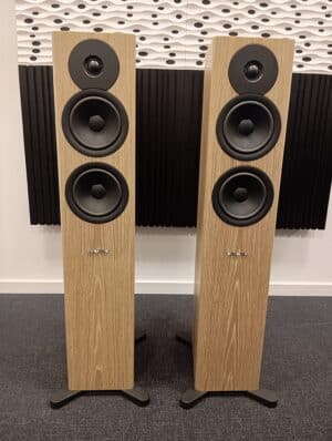 Dynaudio Evoke 30