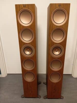 KEF R11 KEF R11