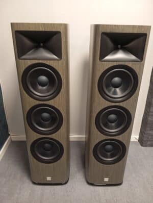 JBL HDI 3800 JBL HDI 3800